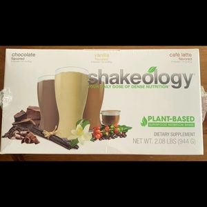 Cafe latte, chocolate and vanilla flavor